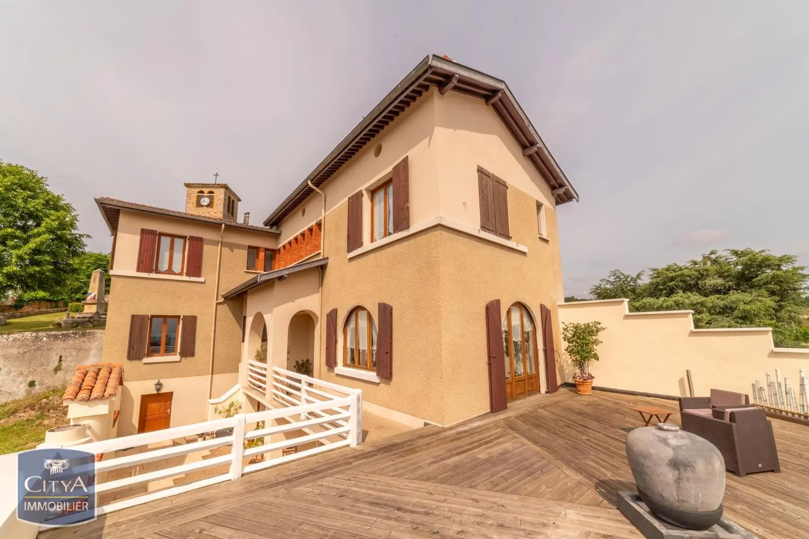 Photo 1 Maison 6 pièces 174.63m²
