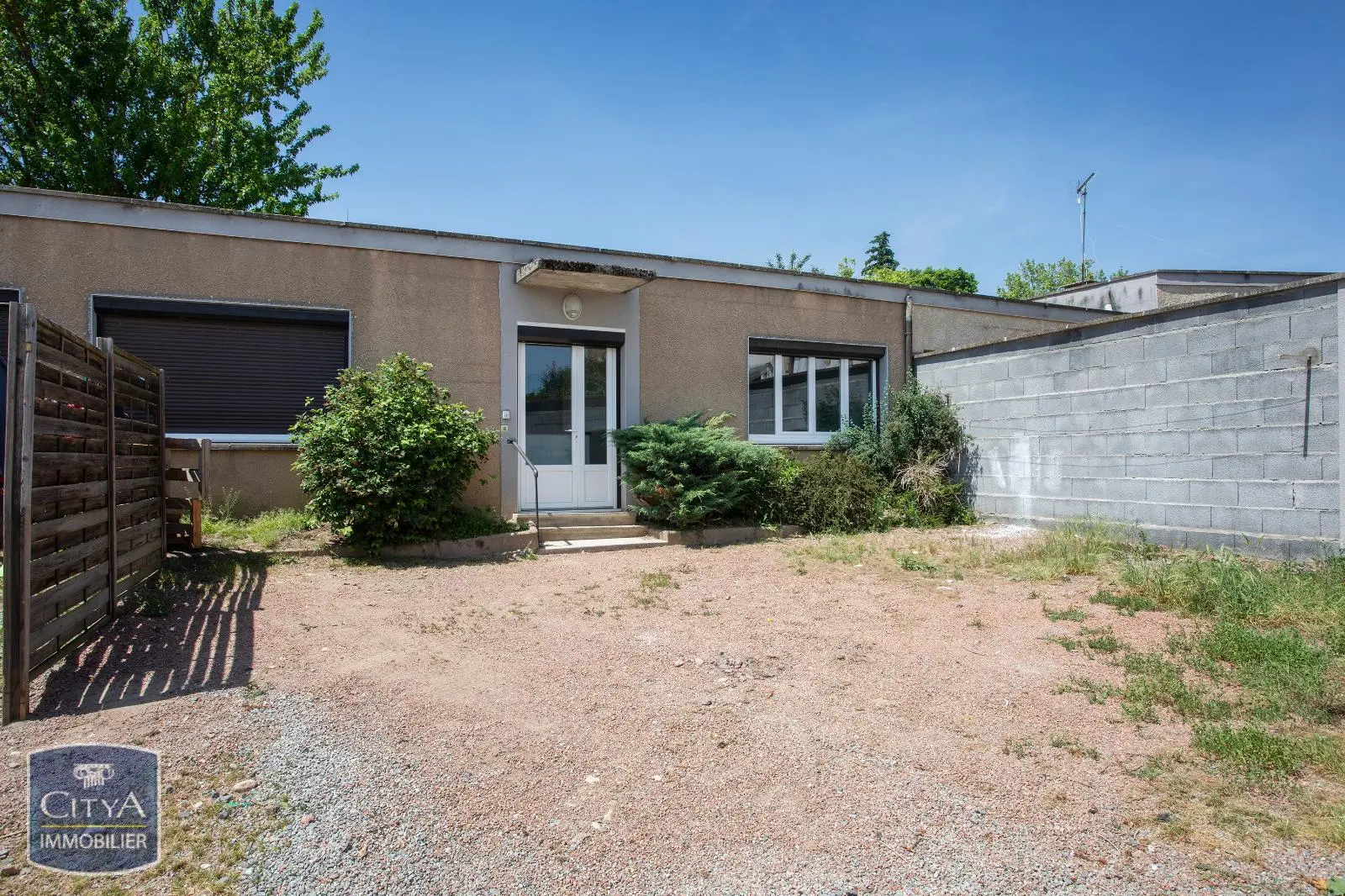 Photo 2 Immeuble 344m²