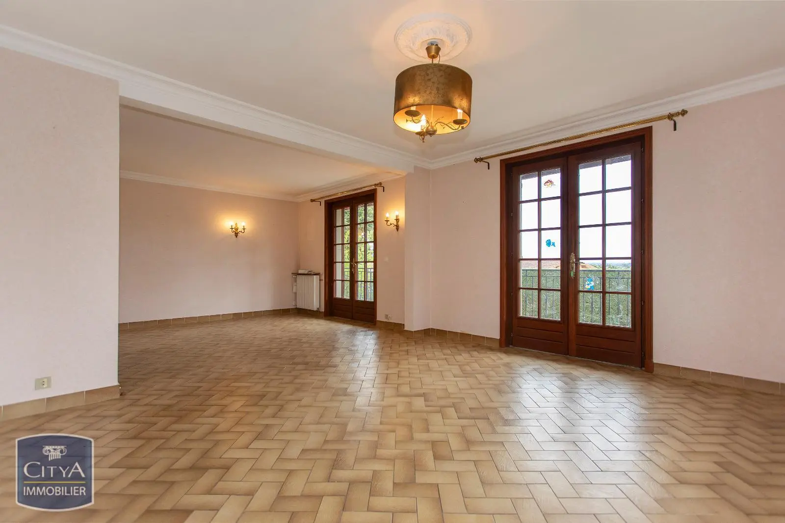 Photo 3 Maison 7 pièces 194.28m²