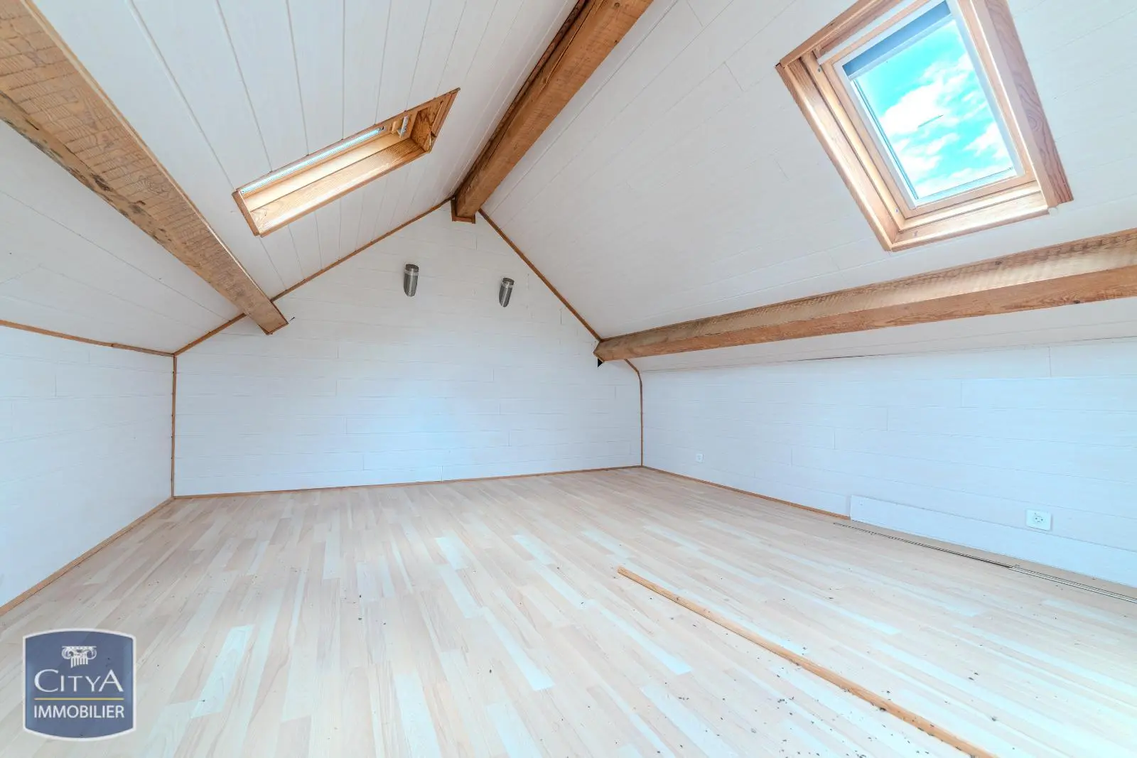 Photo 7 Maison 6 pièces 200m²