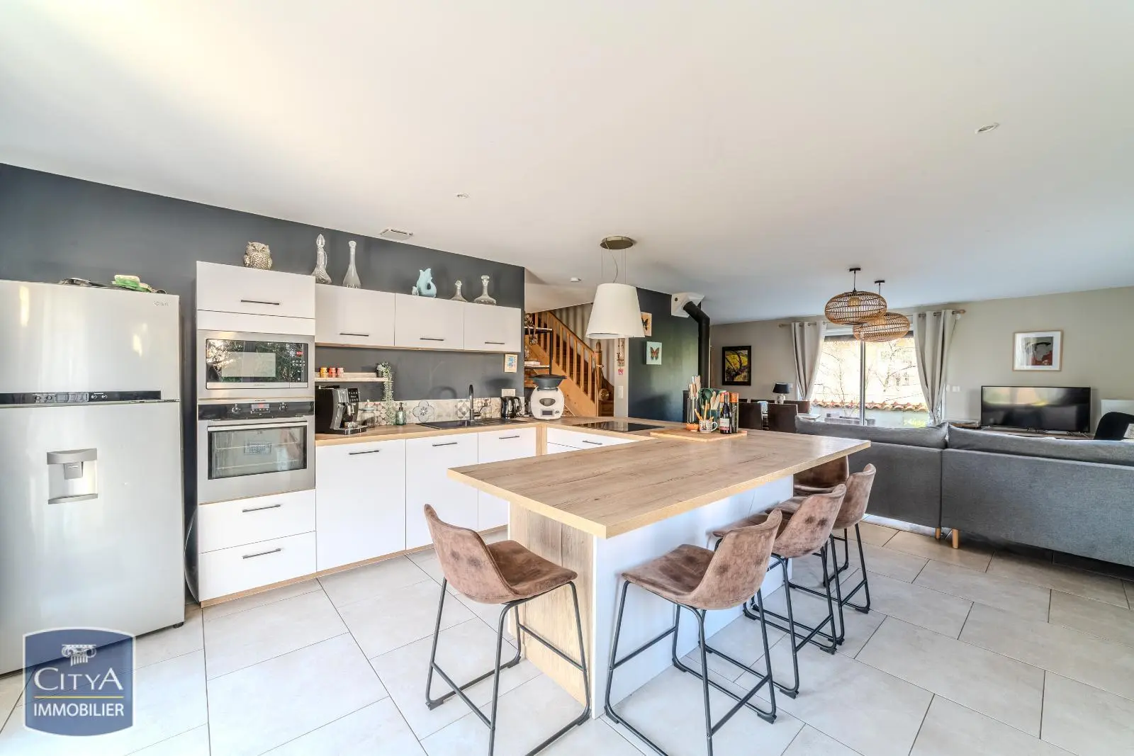 Photo 3 Maison 7 pièces 165m²