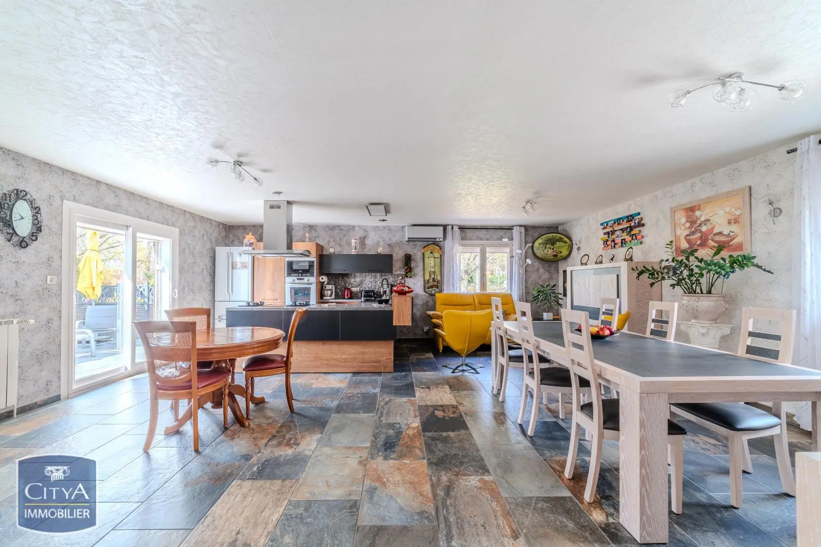 Photo 1 Maison 5 pièces 122.74m²