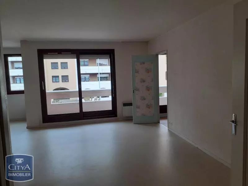 Illustration pour Appartement 4 pièces 94m² Photo Appartement 4 pièces 94m²