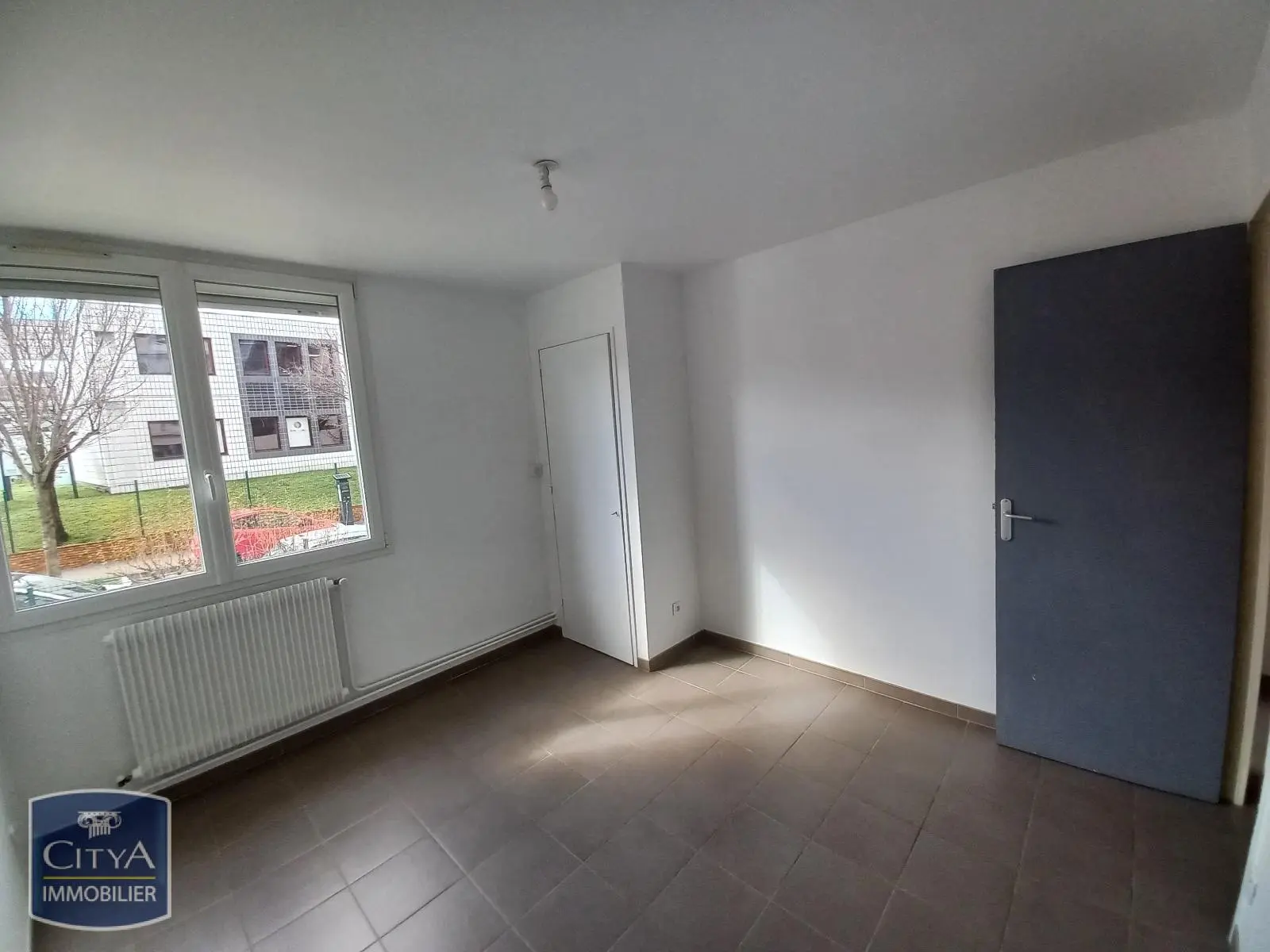 Photo 1 Appartement 2 pièces 33.22m²