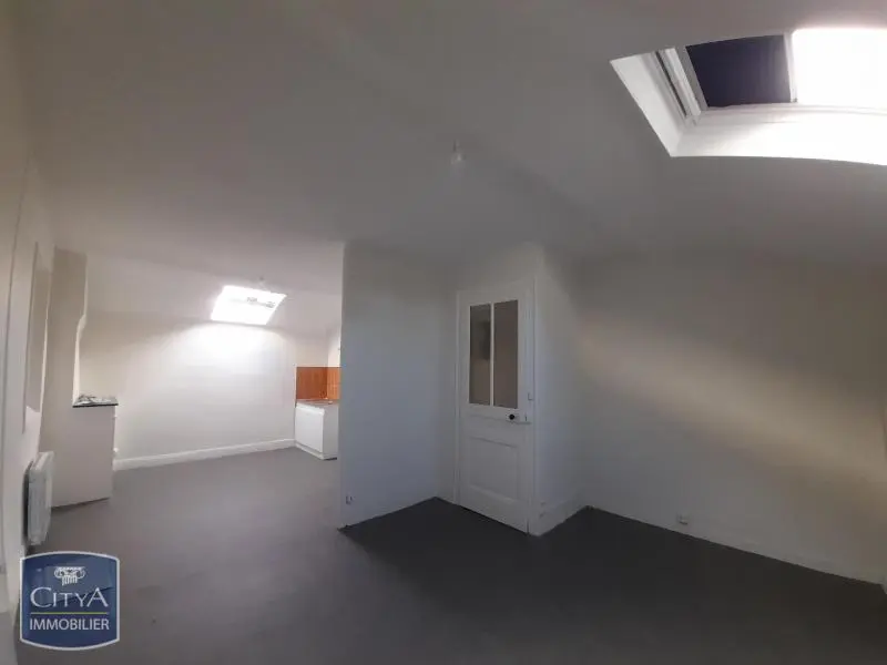 Photo 3 Appartement 1 pièce 32.85m²