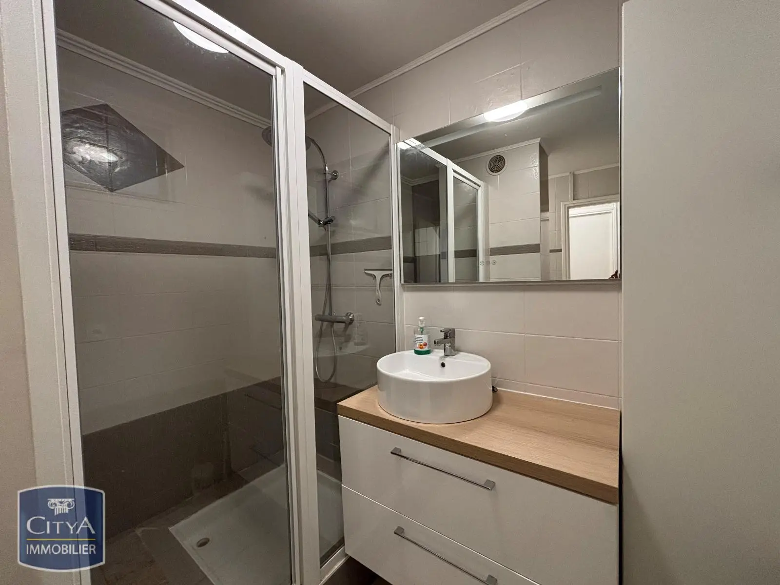 Photo 5 Appartement 1 pièce 10m²