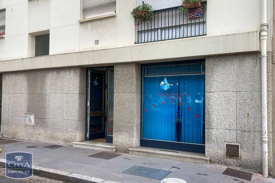 Photo 1 Local Commercial 71.6m²