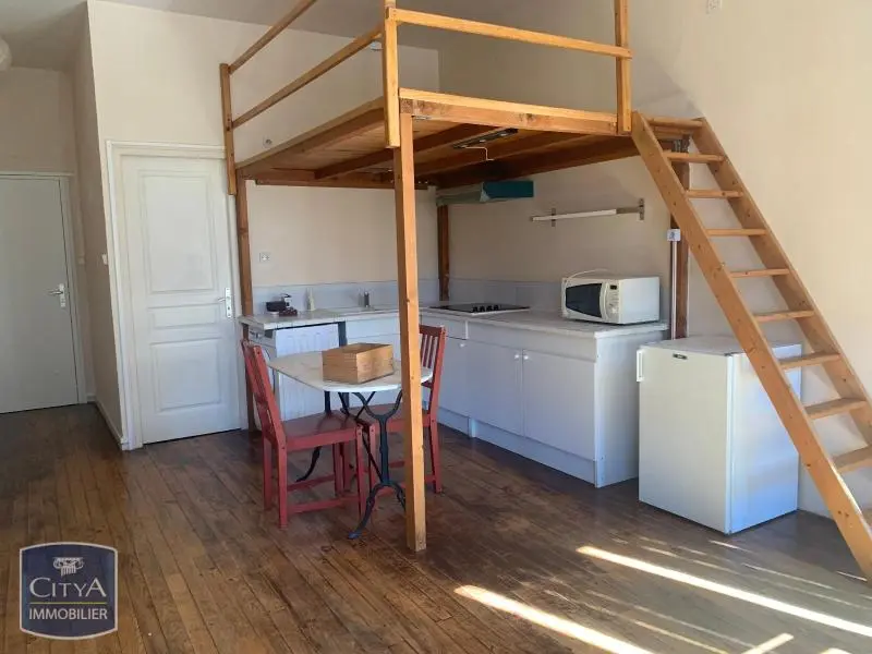 Photo 2 Appartement 1 pièce 25.78m²