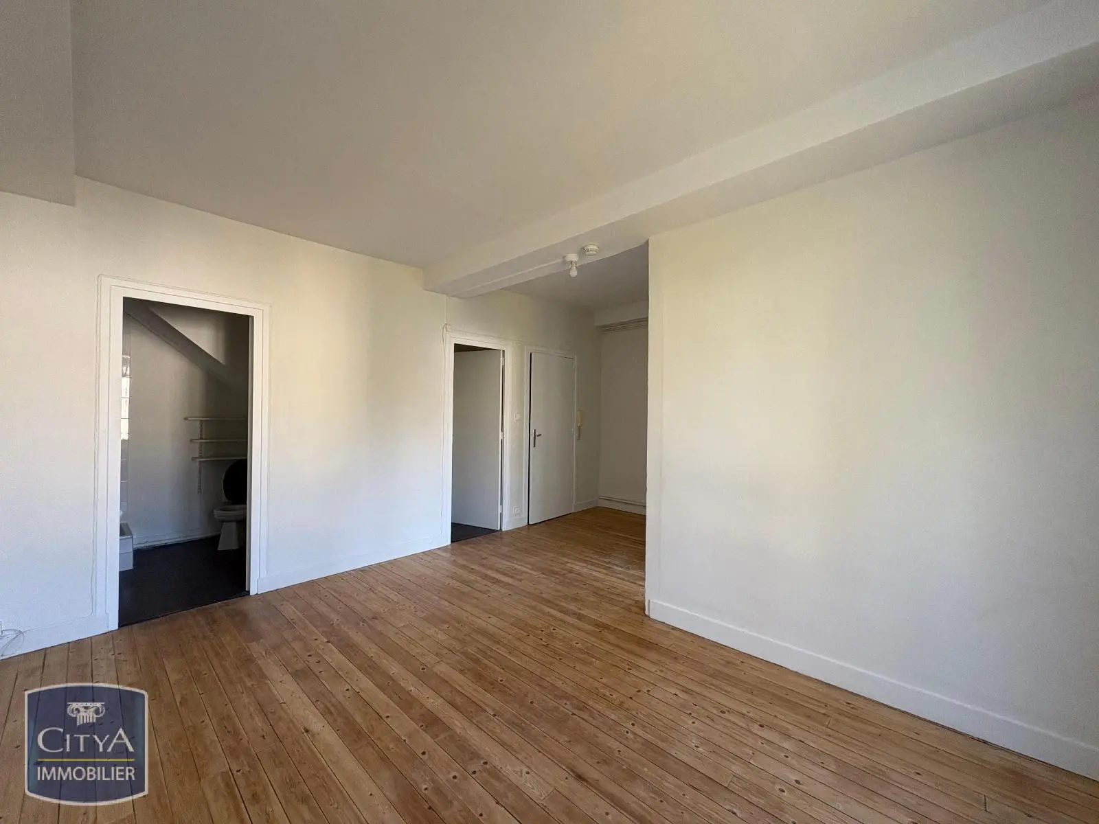 Photo 1 Appartement 1 pièce 33m²