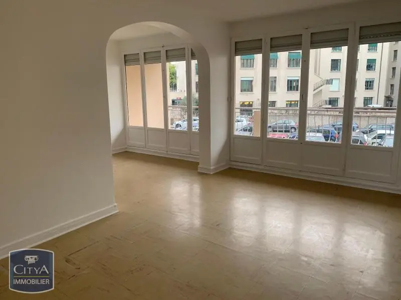 Photo 1 Appartement 2 pièces 52.12m²