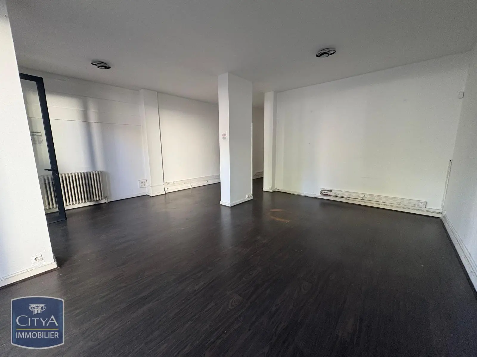 Photo 3 Local Commercial 71.6m²
