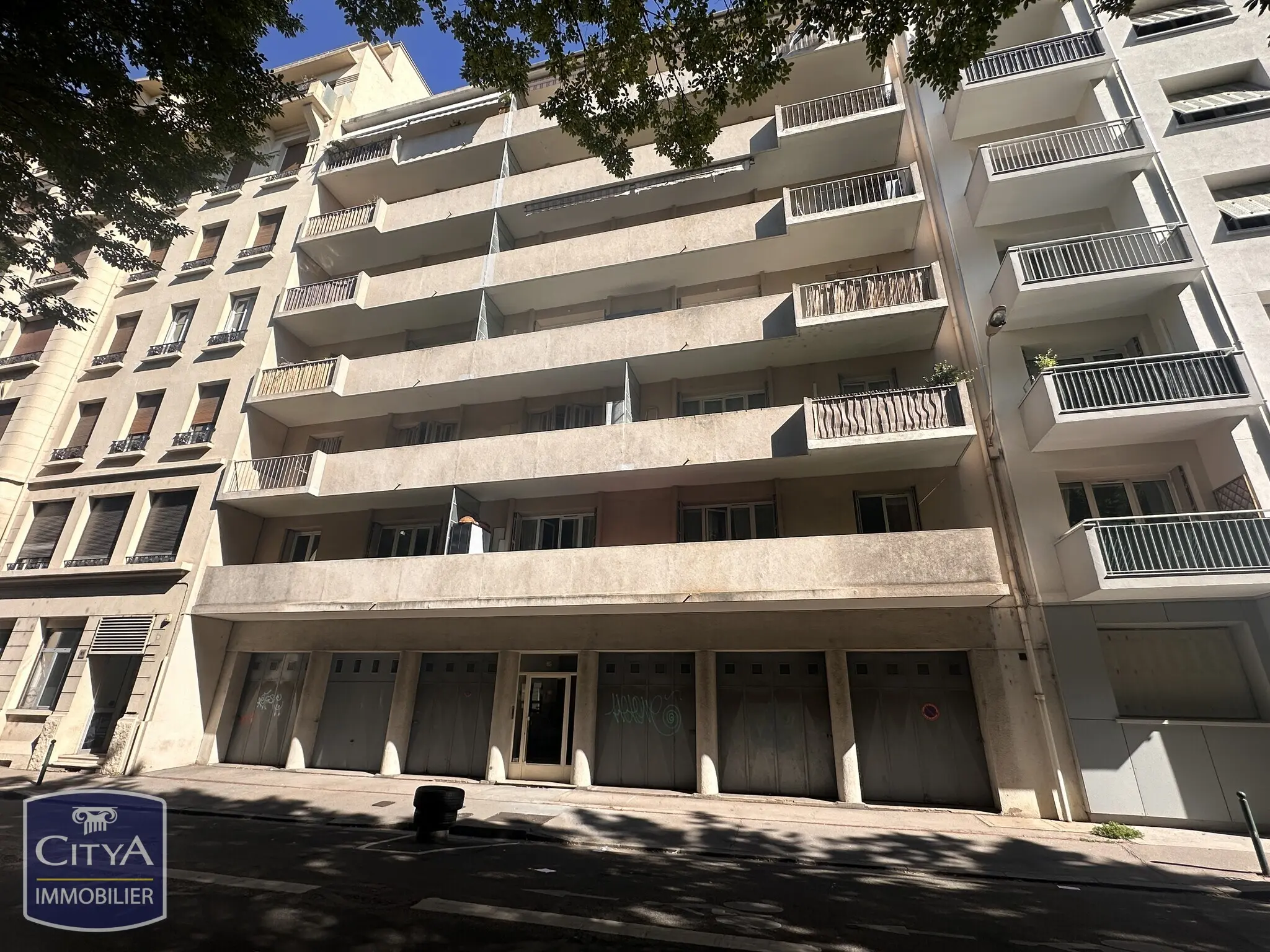 Photo 3 Parking 16m²