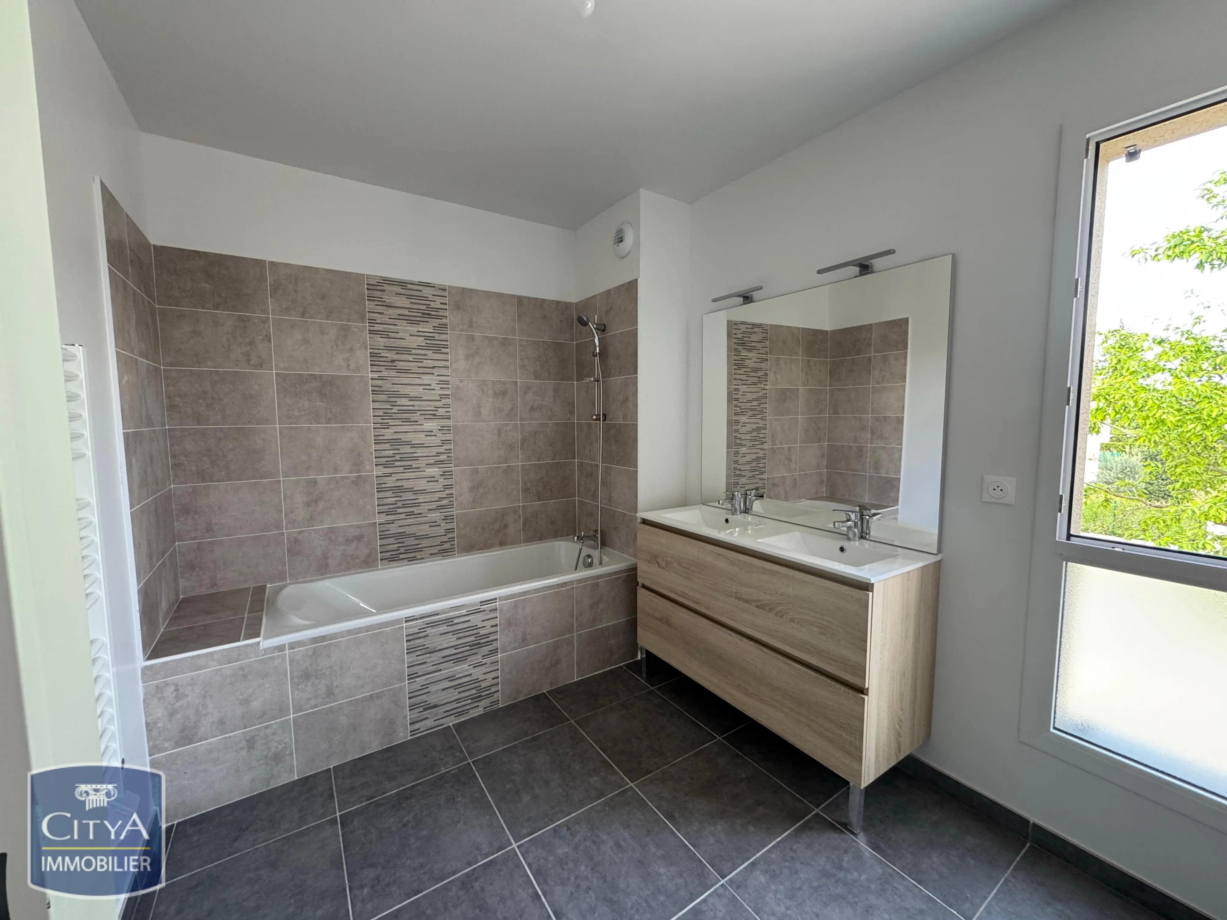 Photo 9 Maison 4 pièces 94.1m²