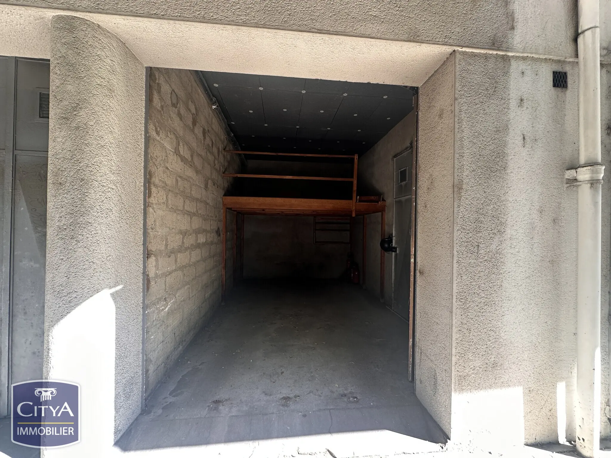 Photo 2 Parking 16m²
