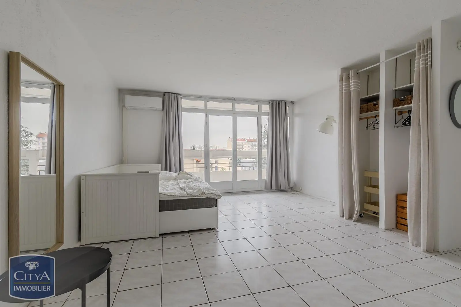 Photo 2 Appartement 1 pièce 33m²