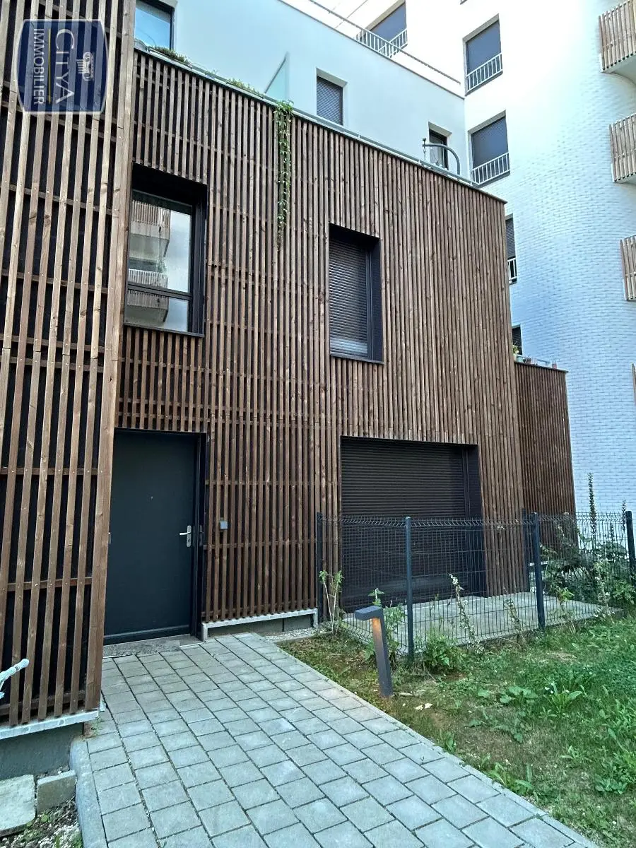 Photo 1 Appartement 3 pièces 75.6m²