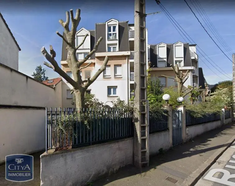 Photo 1 Appartement 1 pièce 32.69m²