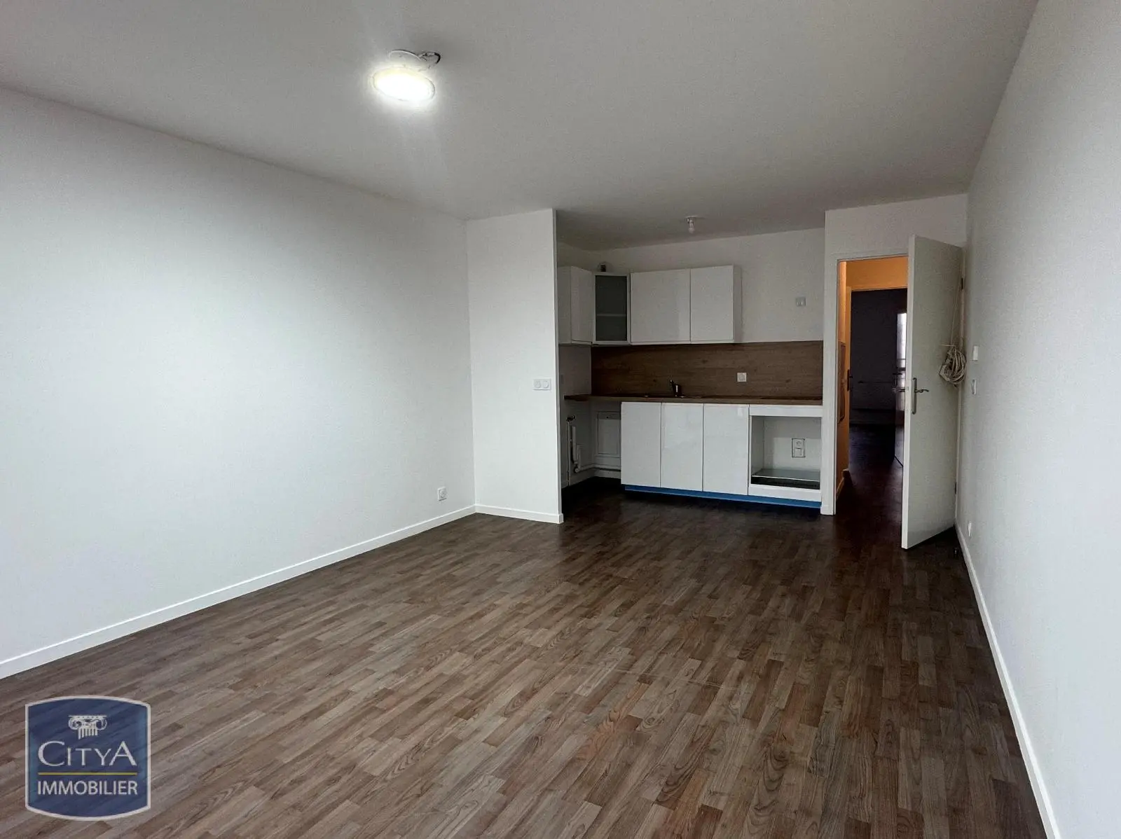 Photo 2 Appartement 4 pièces 75.75m²