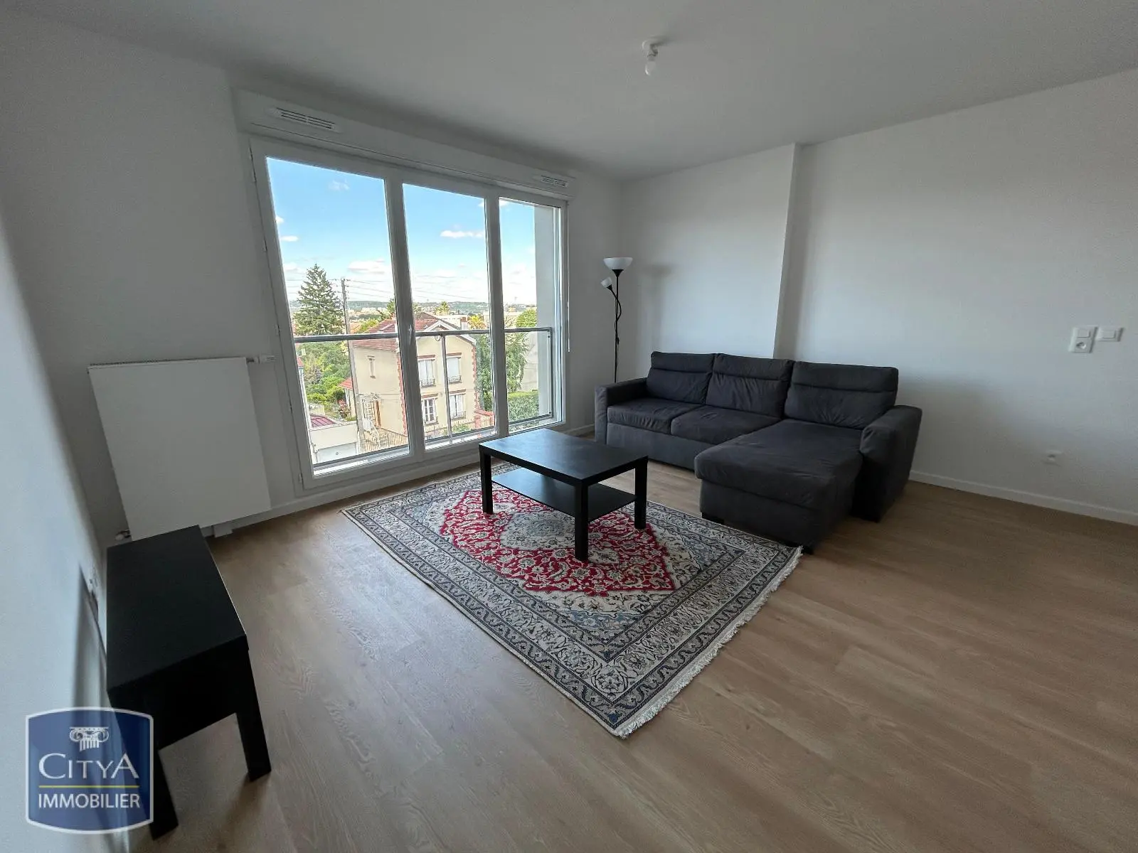 Photo 1 Appartement 1 pièce 28.11m²