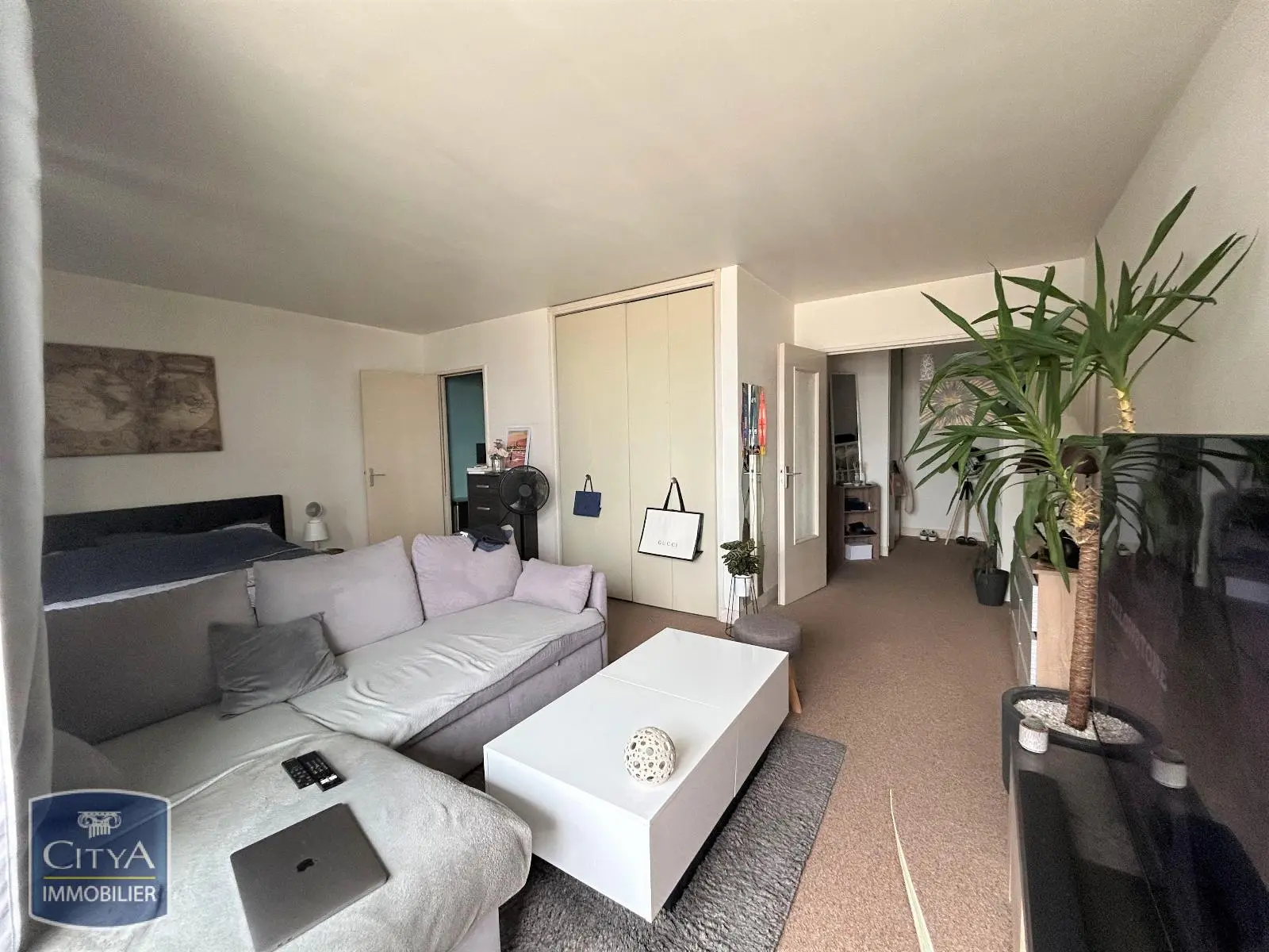 Photo 2 Appartement 1 pièce 38.96m²