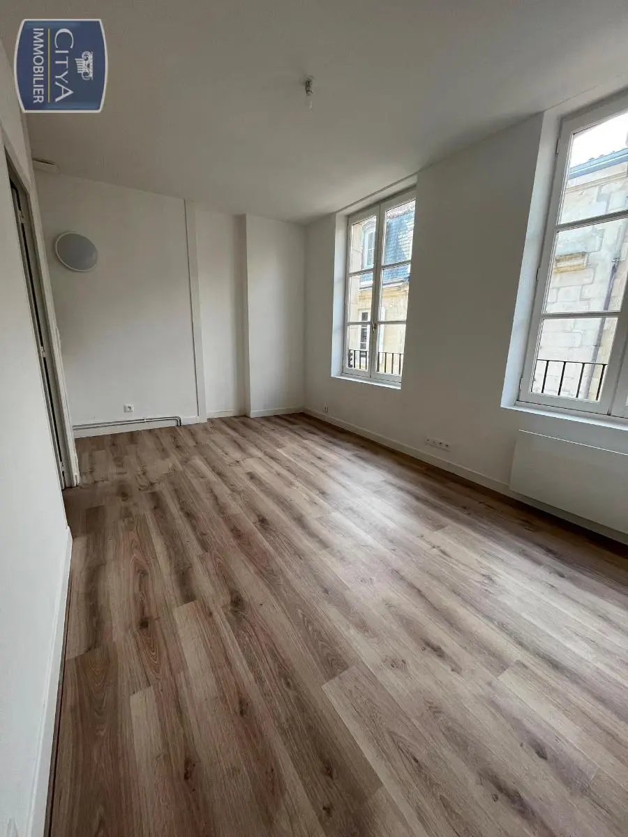 Photo 1 Appartement 2 pièces 30.77m²