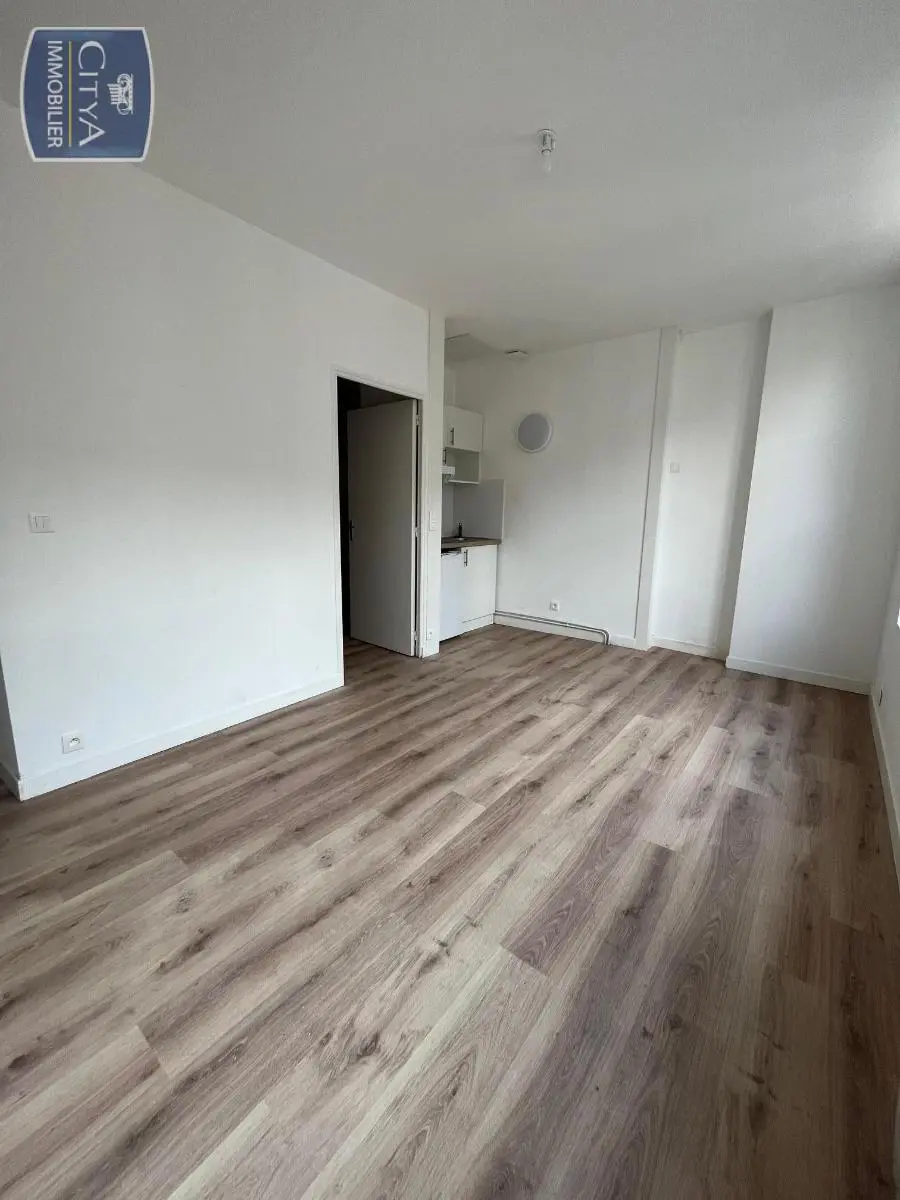 Photo 2 Appartement 2 pièces 30.77m²