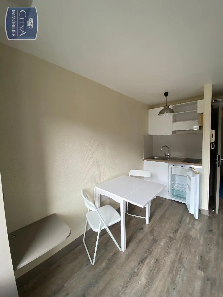 Photo 2 Appartement 1 pièce 18.25m²