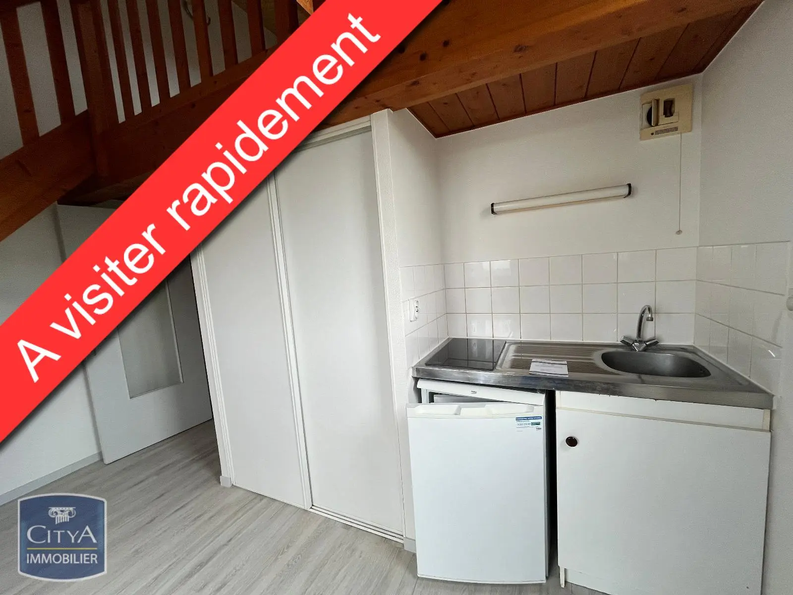 Photo 1 Appartement 1 pièce 24.42m²