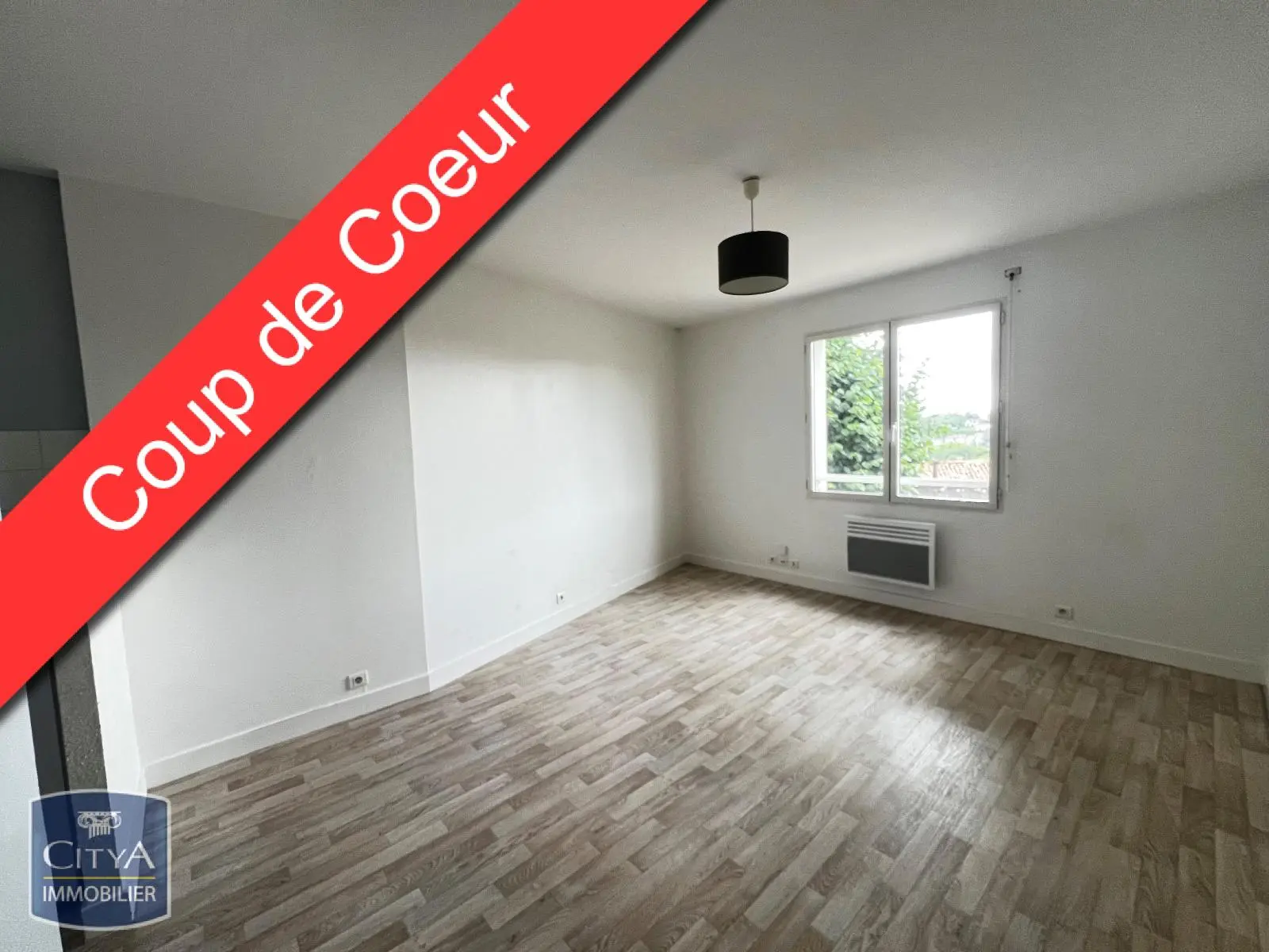 Photo 1 Appartement 1 pièce 22.8m²