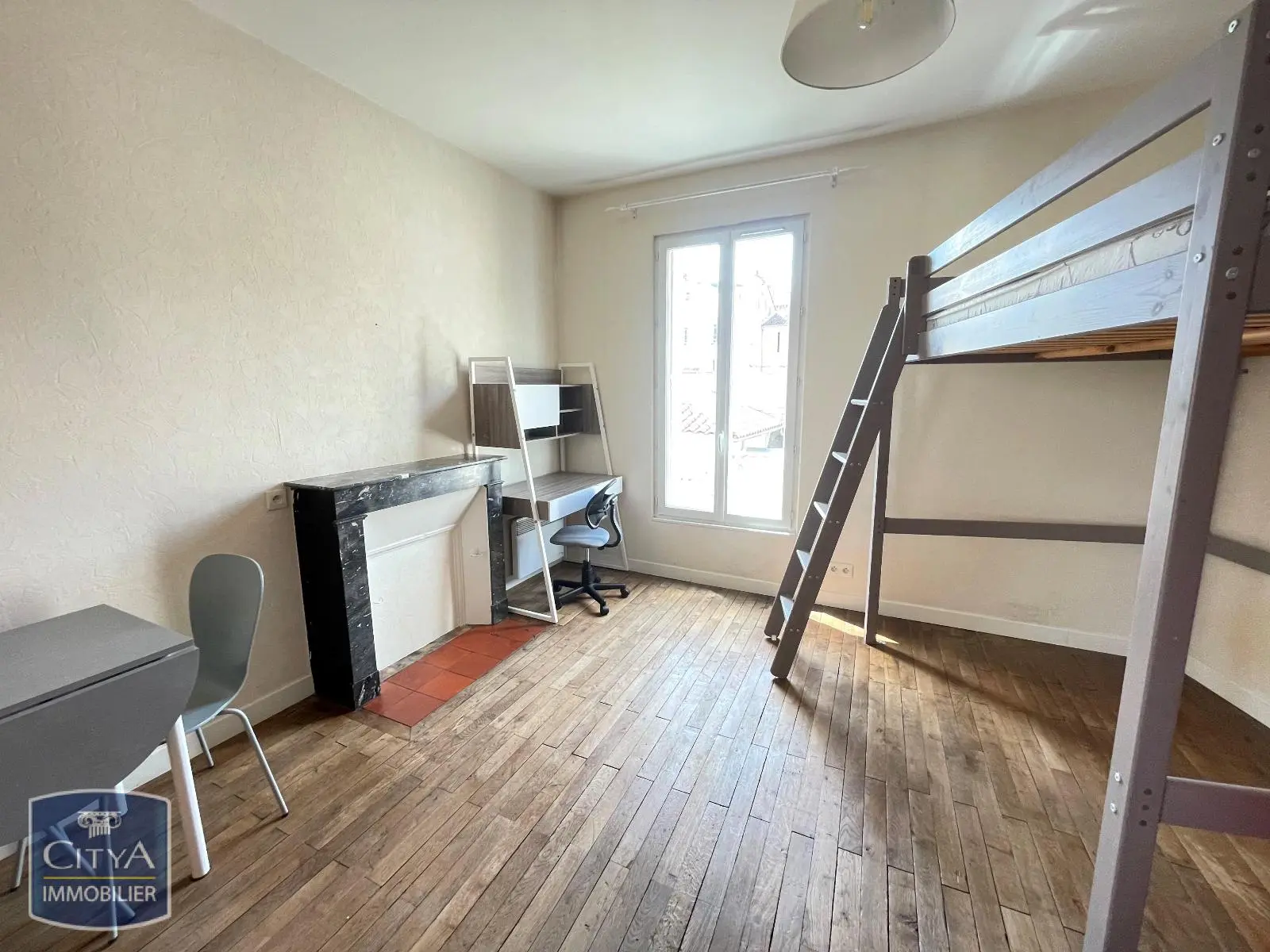 Photo 2 Appartement 1 pièce 28.31m²