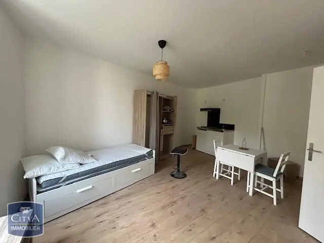 Photo 1 Appartement 1 pièce 24.81m²