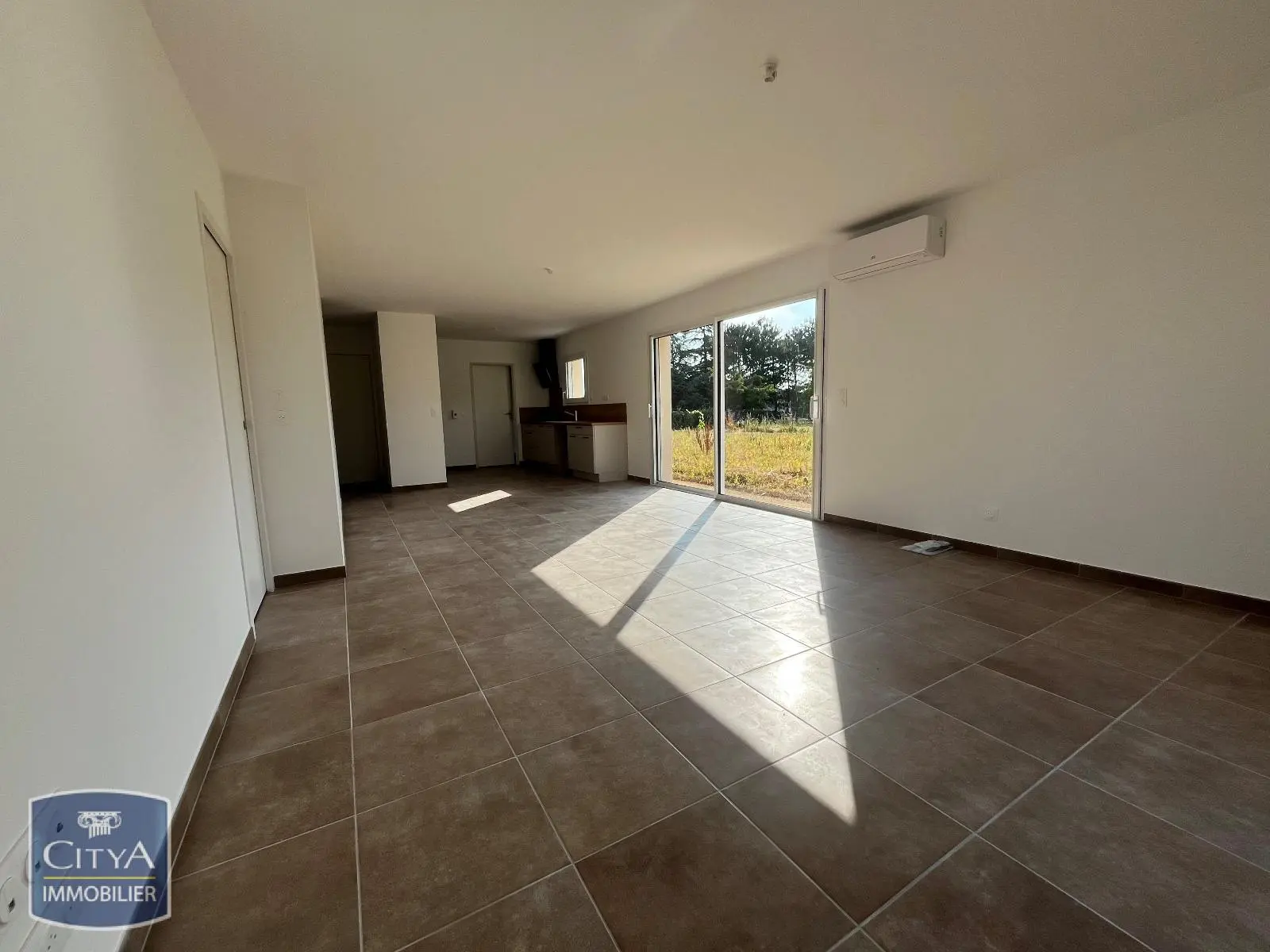 Photo 2 Maison 5 pièces 111.87m²