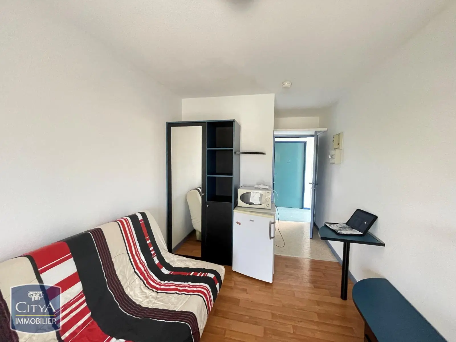 Photo 2 Appartement 1 pièce 13.8m²
