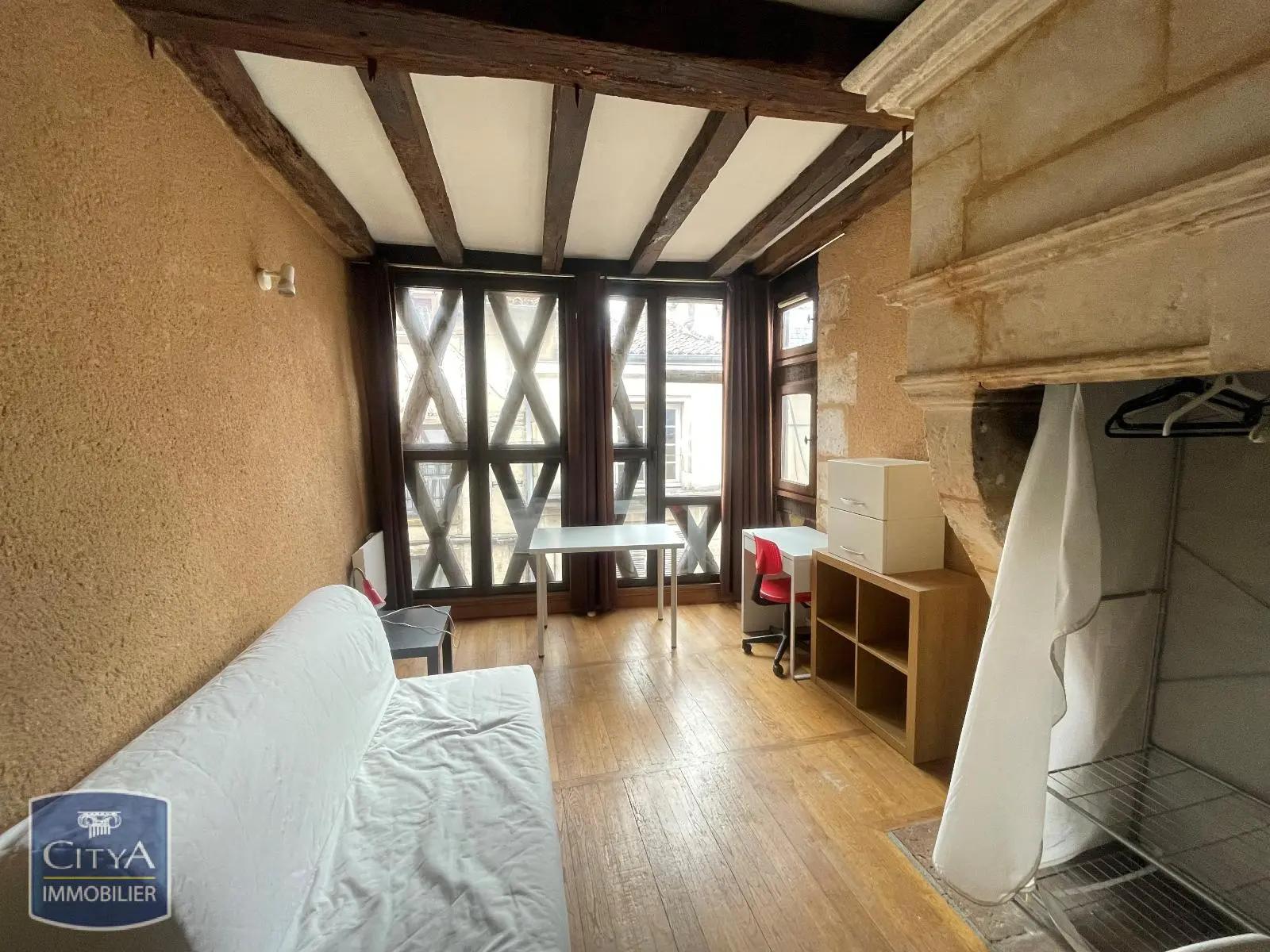 Photo 2 Appartement 1 pièce 23.9m²