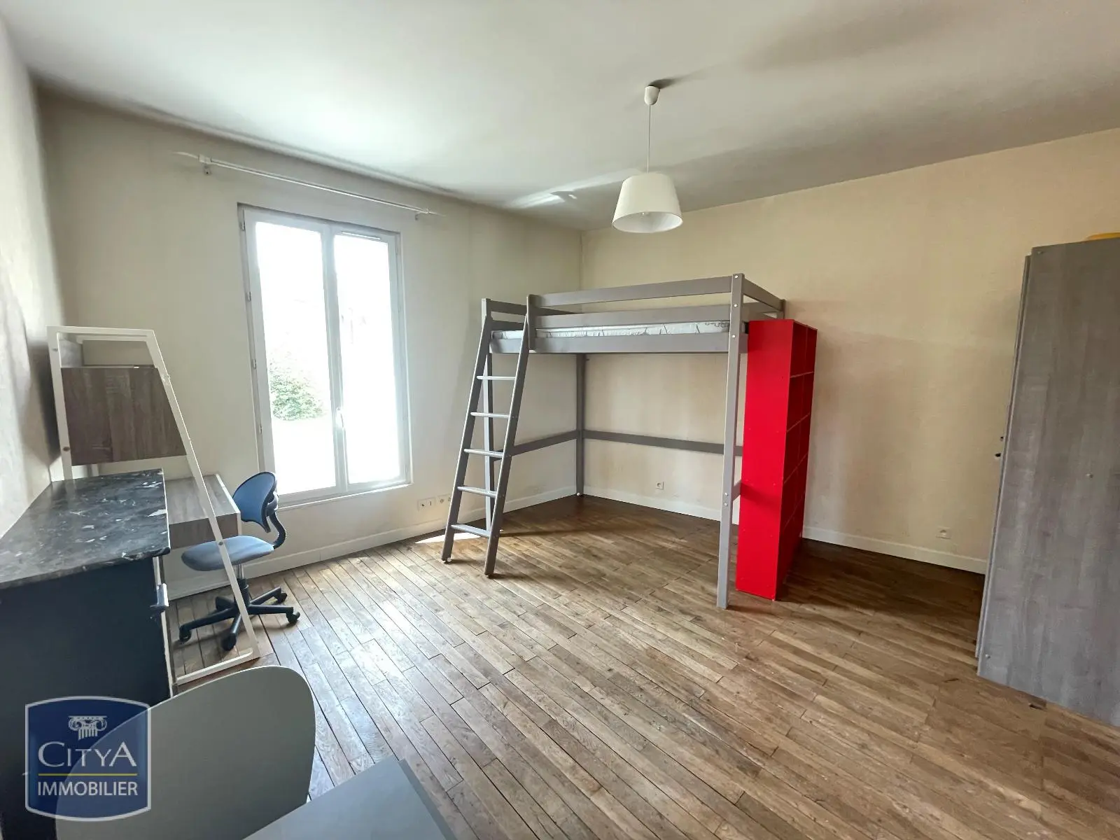 Photo 1 Appartement 1 pièce 28.31m²