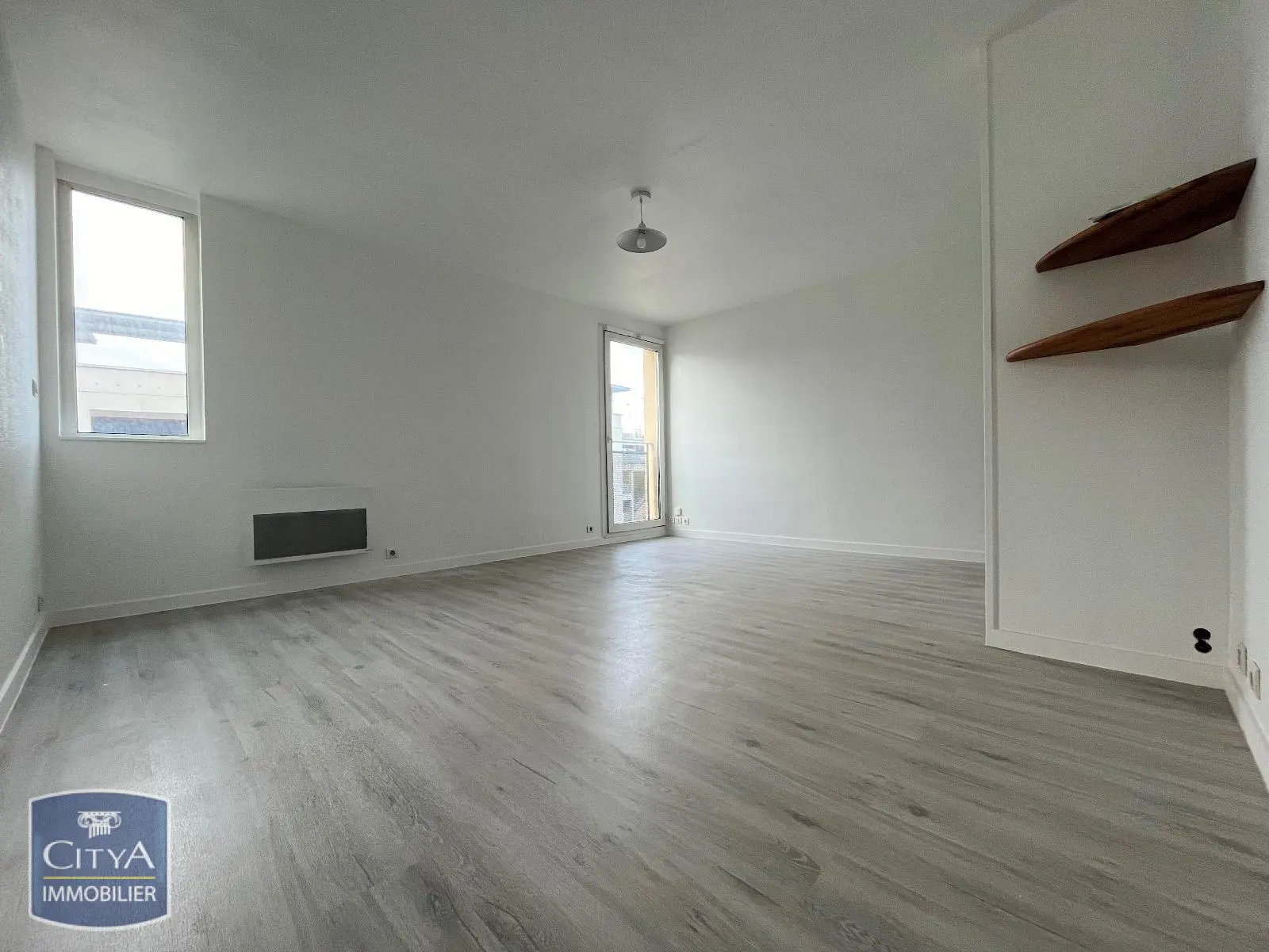 Photo 1 Appartement 1 pièce 27.77m²