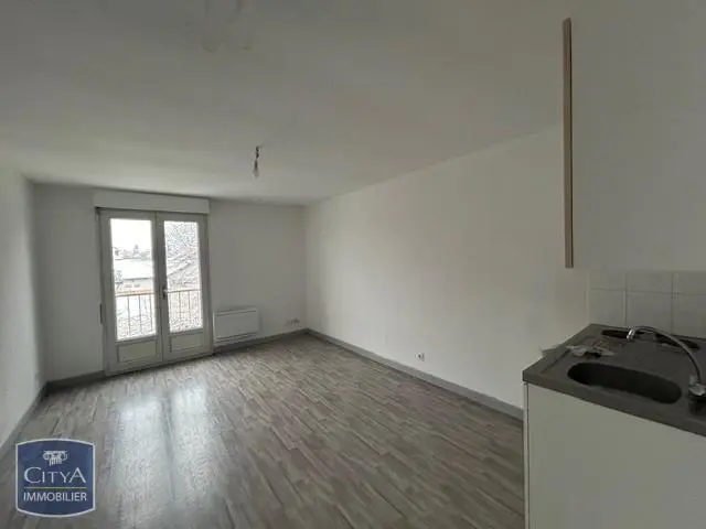 Photo 2 Appartement 1 pièce 23.6m²