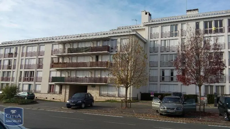 Photo 1 Appartement 1 pièce 28.3m²