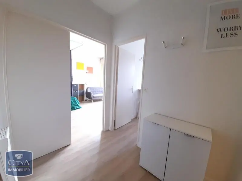Photo 8 Appartement 1 pièce 30.43m²