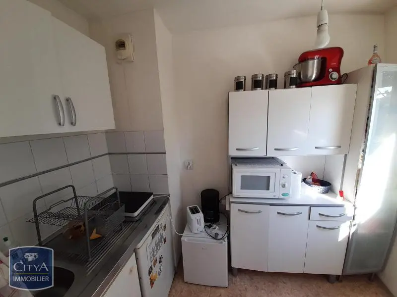 Photo 2 Appartement 1 pièce 27.25m²