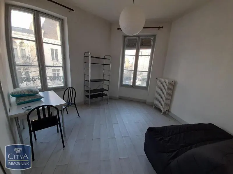 Photo 1 Appartement 1 pièce 16.55m²