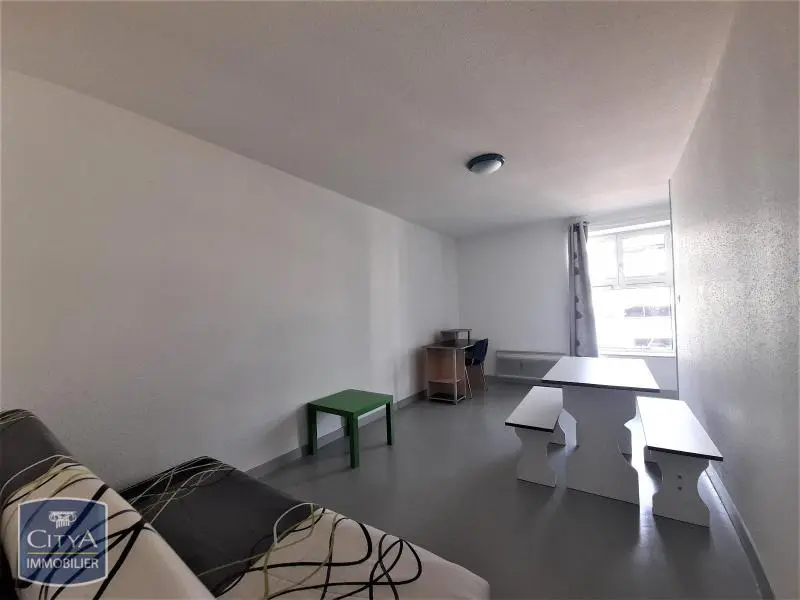 Photo 2 Appartement 1 pièce 22.94m²