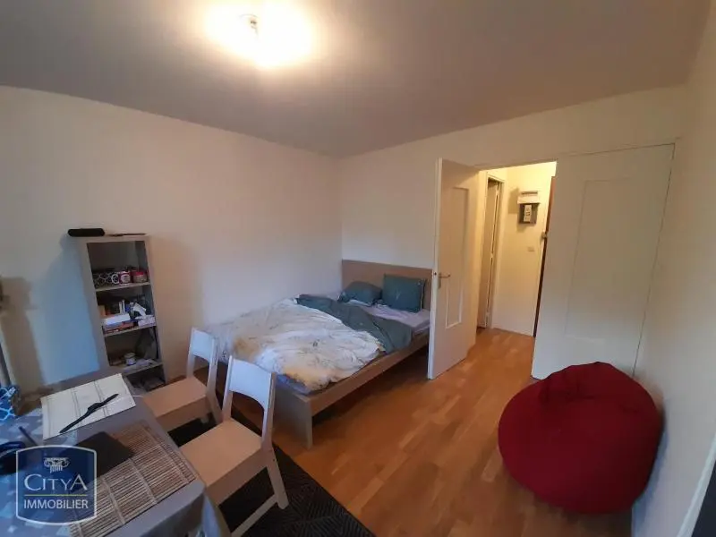 Photo 3 Appartement 1 pièce 28.3m²