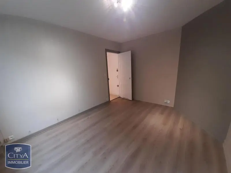 Photo 3 Appartement 1 pièce 22.13m²
