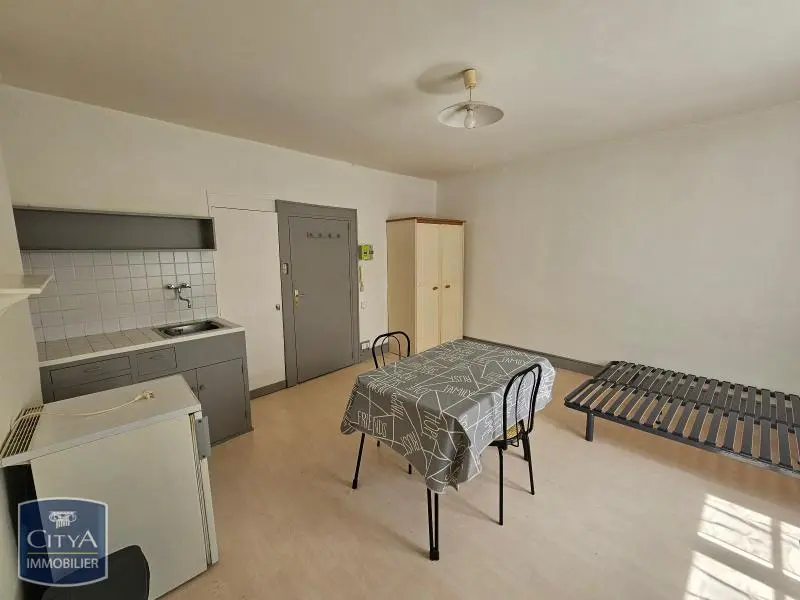 Photo 2 Appartement 1 pièce 22.9m²