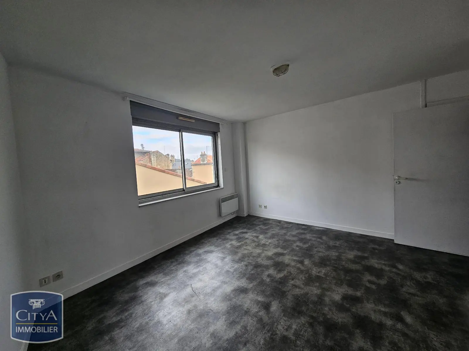 Photo 1 Appartement 1 pièce 25.85m²