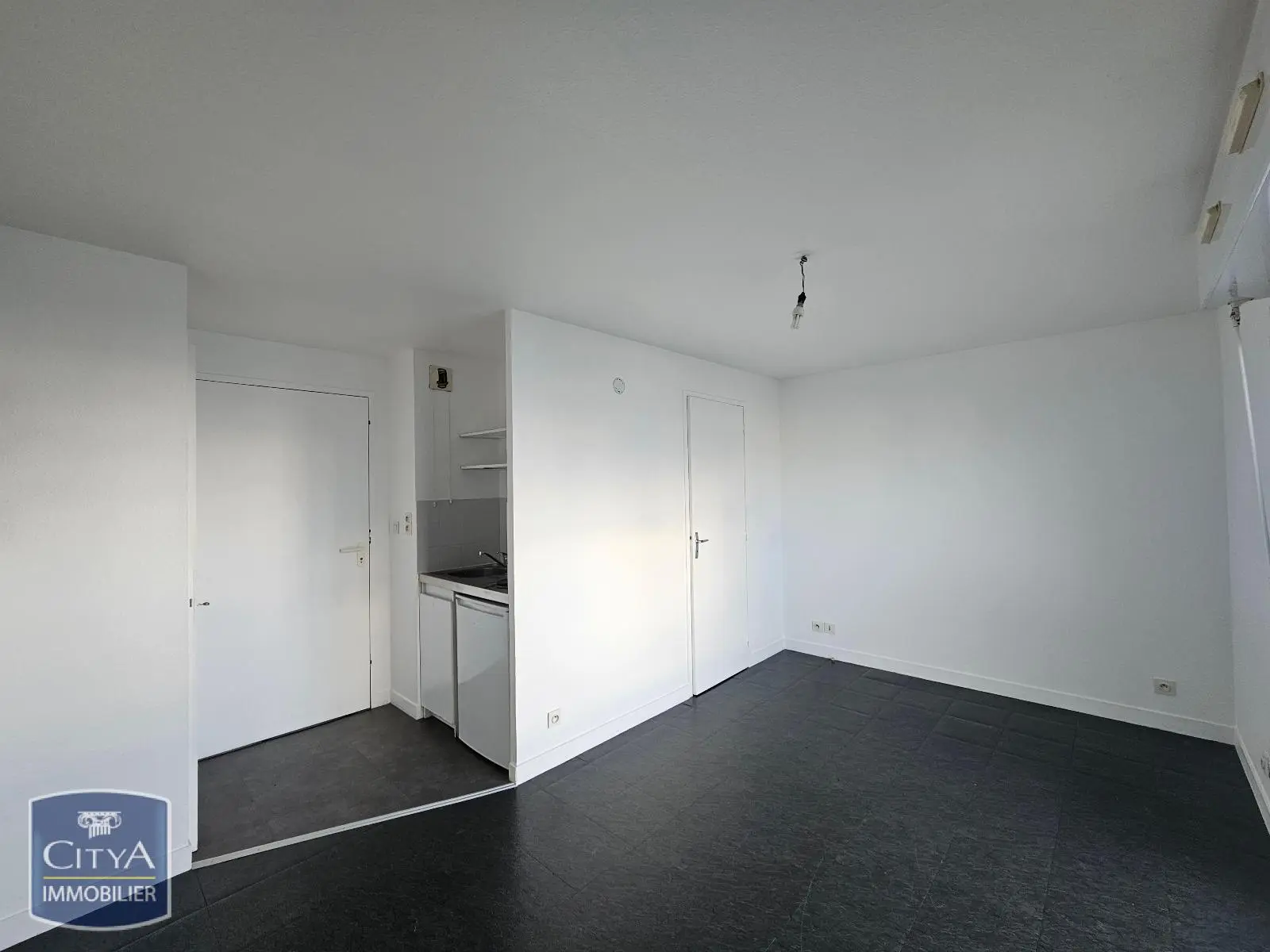 Photo 3 Appartement 1 pièce 17.92m²