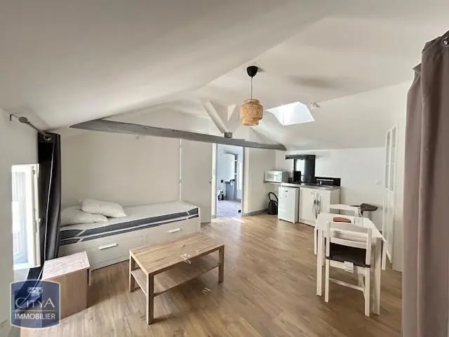 Photo 1 Appartement 1 pièce 24.57m²