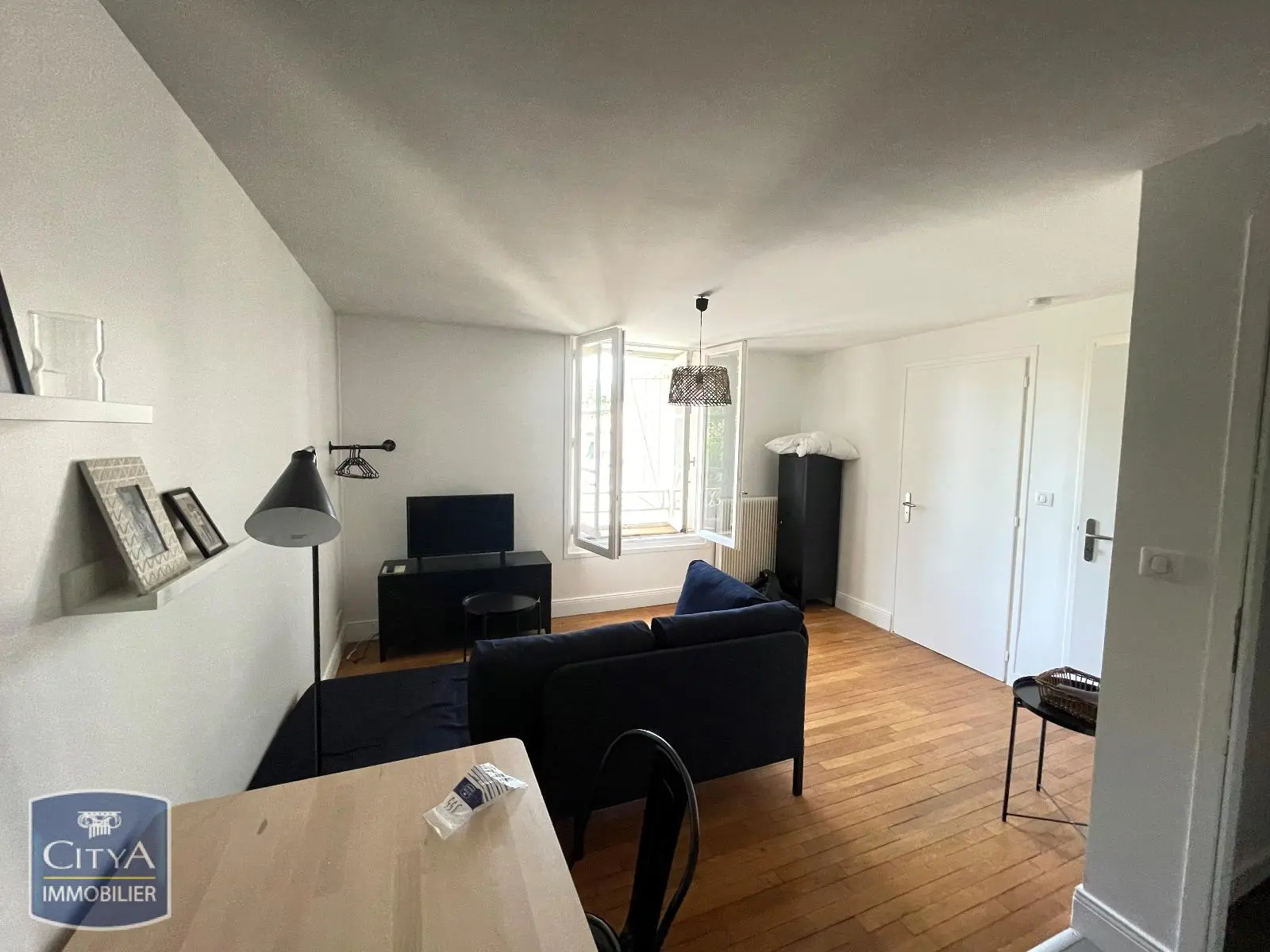 Photo 3 Appartement 1 pièce 21.74m²