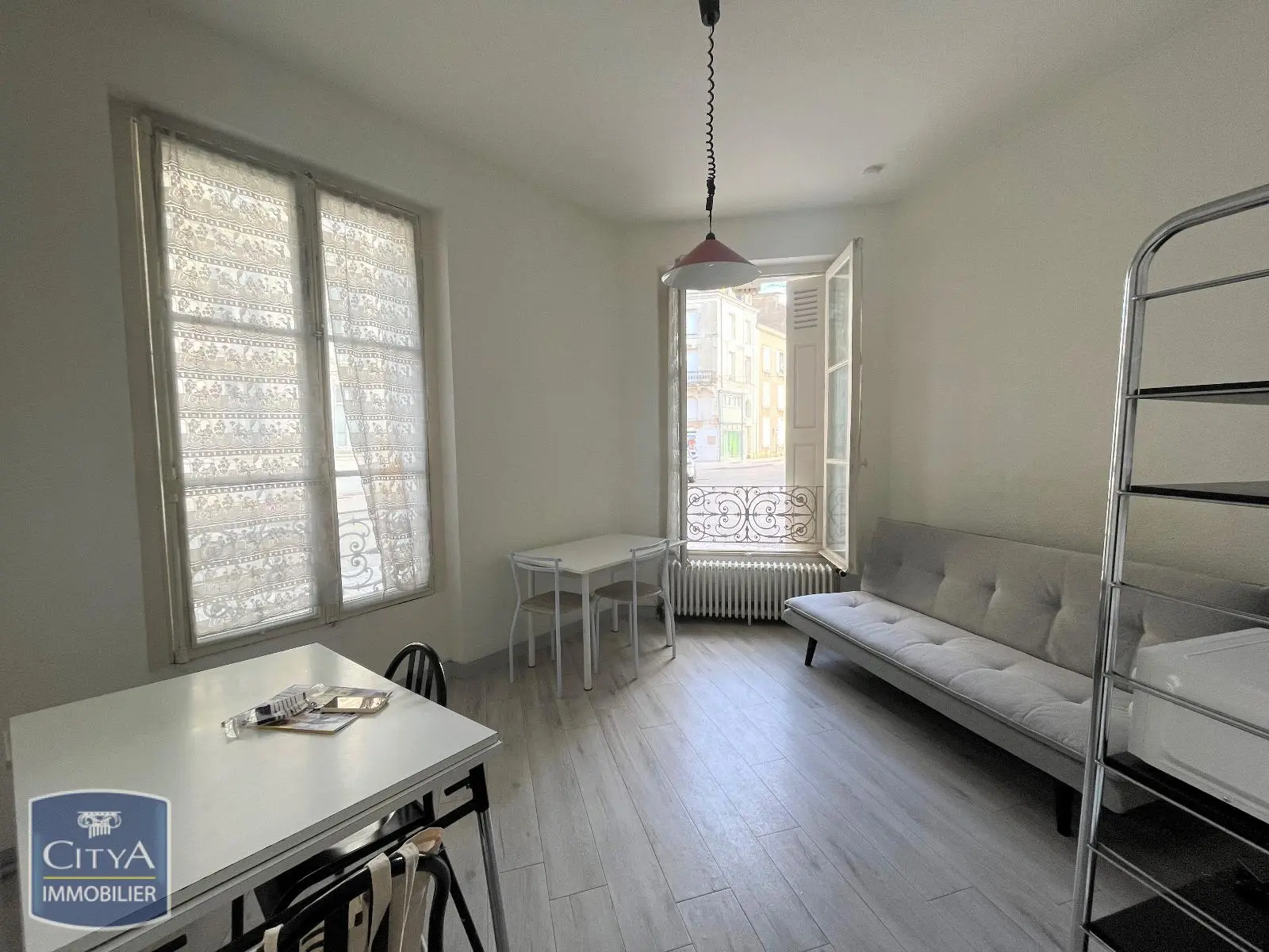 Photo 1 Appartement 1 pièce 20.35m²